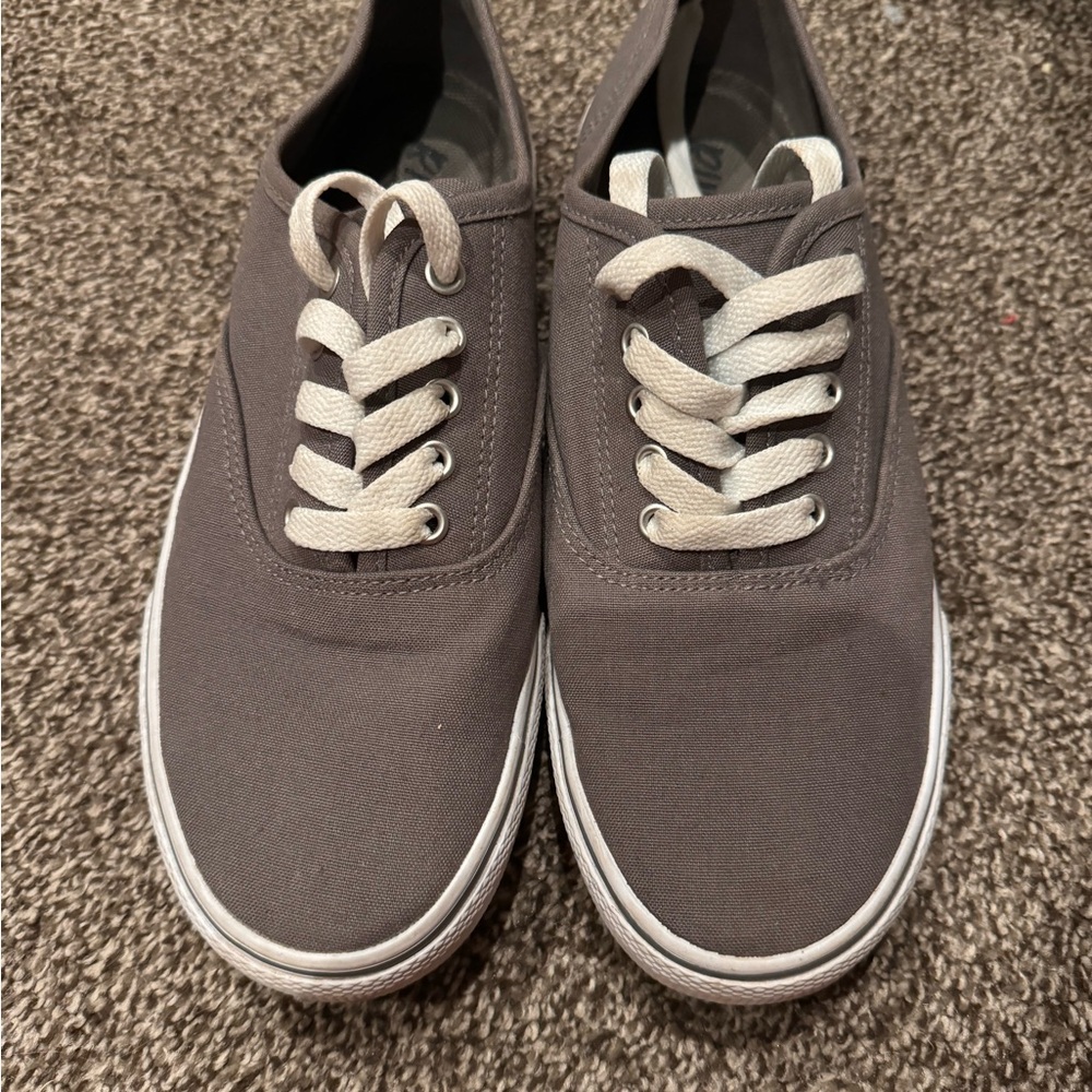 Stylish Gray Canvas Sneakers for Men